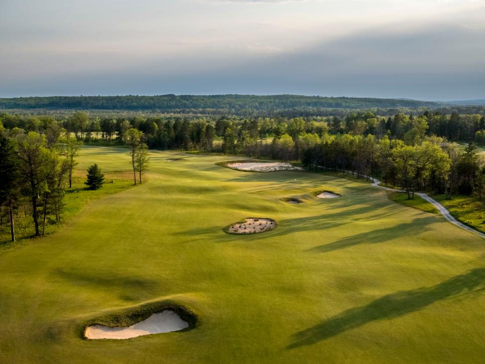 the-loop-forest-dunes-black-third